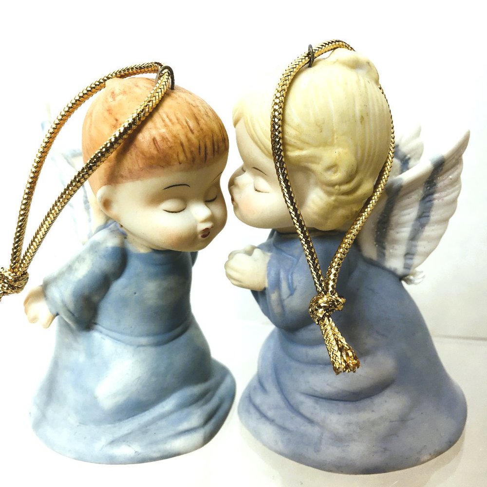 KISSING ANGELS  Giftco Ceramic Ornament Bells Vtg